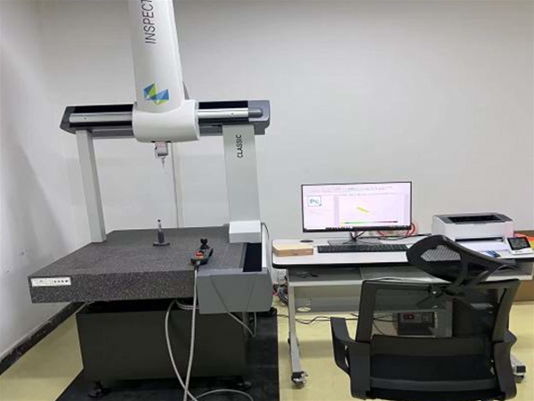 Hexagonal three-dimensional measuring instrument